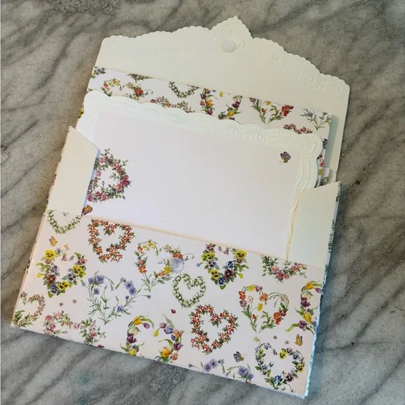 Carol Wilson decorative note card and  envelope portfolio stationary PARTIAL SET - Picture 3 of 7